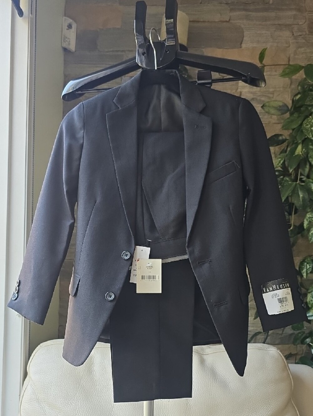 Brand New Van Heusen Boys' Black Two-Button Suit Jacket With Pants- Size 10 Reg